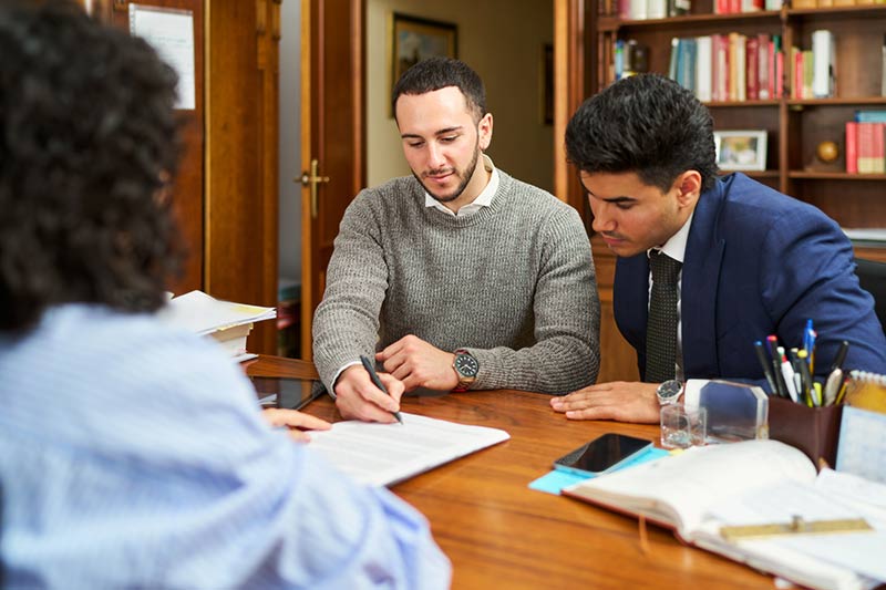 Rivas Renau Assessors - Asesoramiento legal
